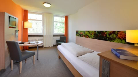 Business hotel rooms to rent Schmerlenbach Conference